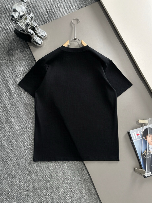 ブランドTシャツ背面デザイン